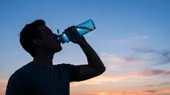 Dehydratace: 5 příznaků, že vaše tělo trpí nedostatkem vody, a co s tím okamžitě dělat