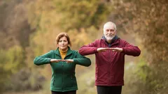 Fit od 65 let: čtyři druhy pohybu, které ve skutečnosti fungují v každodenním životě