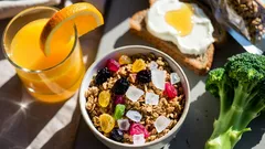 5 potravin, které vypadají zdravě, ale tiše zvyšují chuť k jídlu a únavu