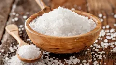 Kolik soli denně je zdravé a kde se nejčastěji skrývá v potravinách
