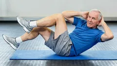 Jeden z nejúčinnějších cviků na břišní svaly – a téměř každý ho dělá špatně
