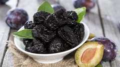Sušené švestky nejsou jen sušené ovoce: tady je to, co dělají s tělem